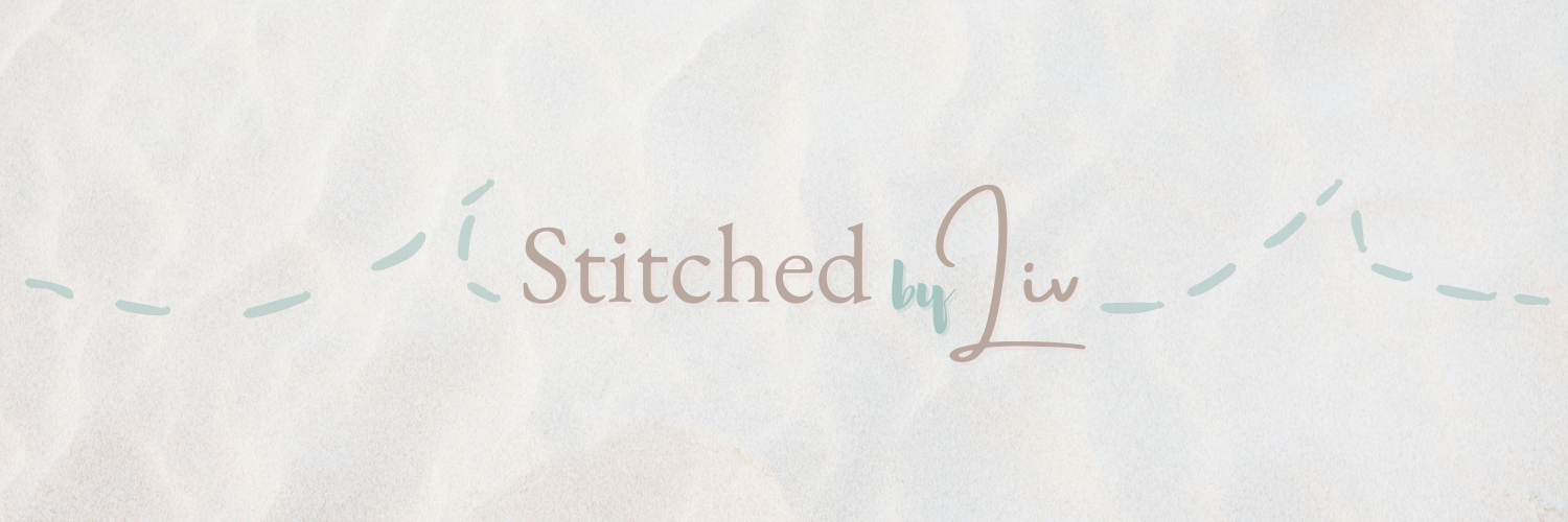 white minimalist simple aesthetic name twitter header 1